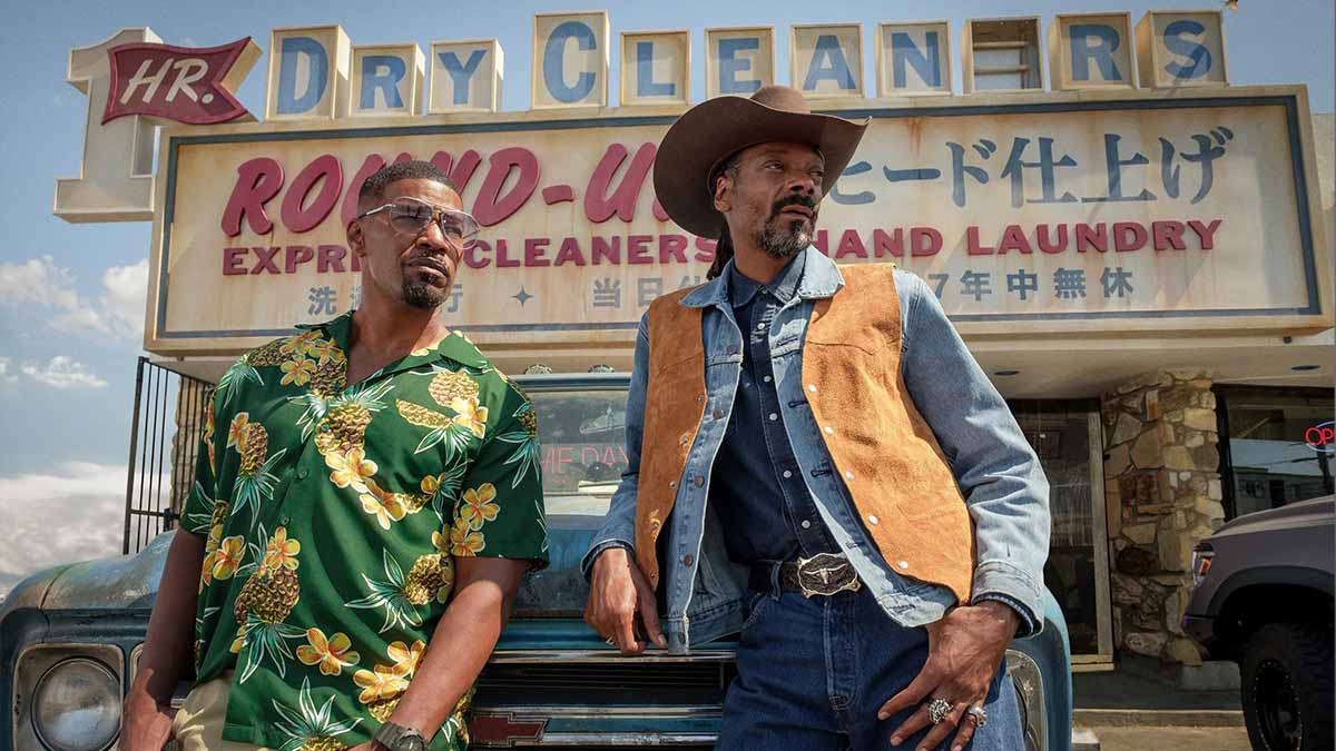 Day Shift Trailer Starring Jamie Foxx and Snoop Dogg